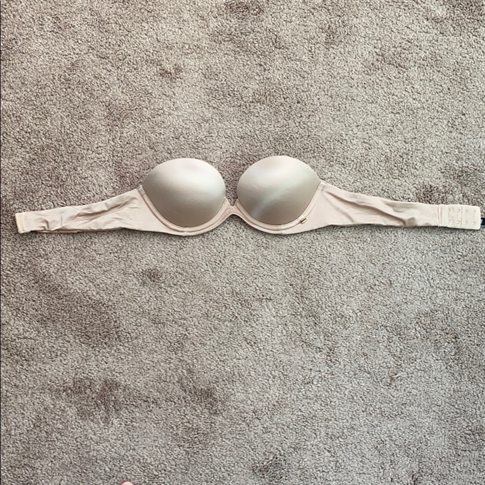 Victoria’s Secret strapless nude bra